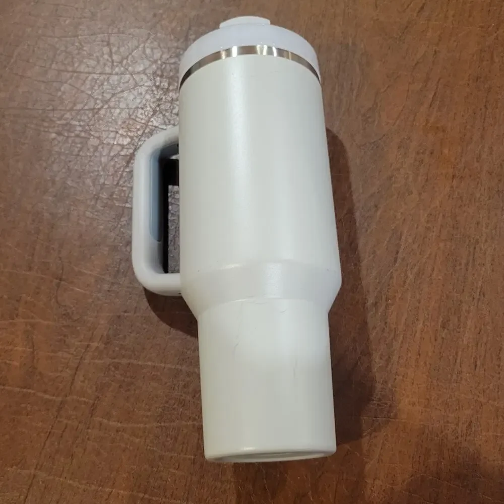 Stanley quencher tumbler
